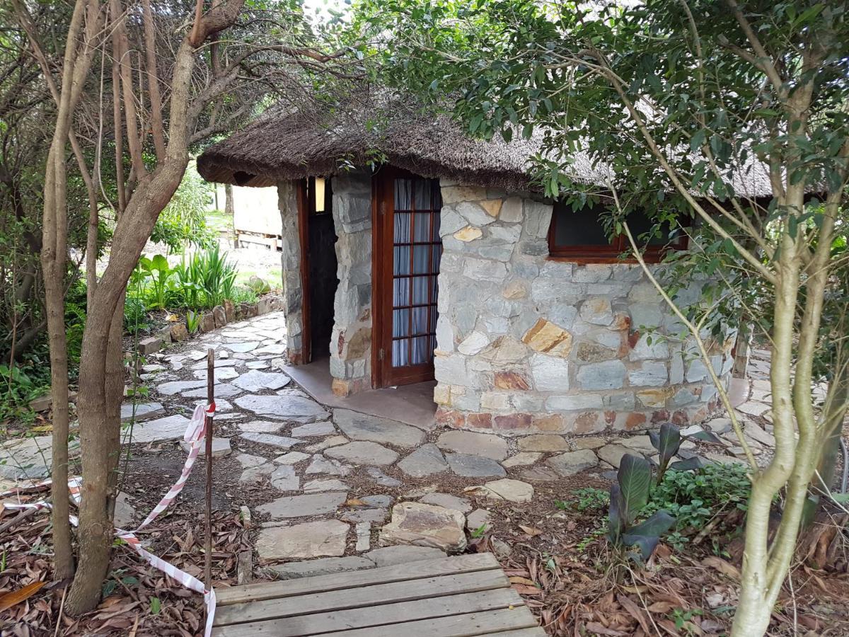 Mali Boutique Lodge & Tube 'N Axe Budget Accommodation Stormsrivier Exterior photo